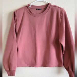 Zara shoulder Pad sweater